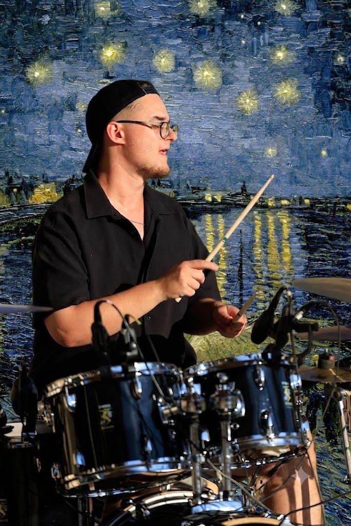 Moongroove's drums player
